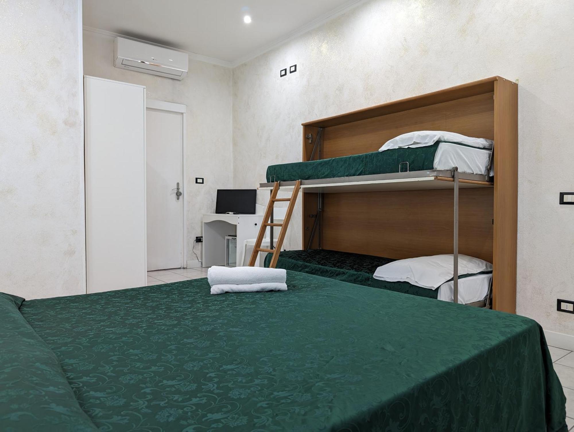 Pollon Inn Санремо Экстерьер фото