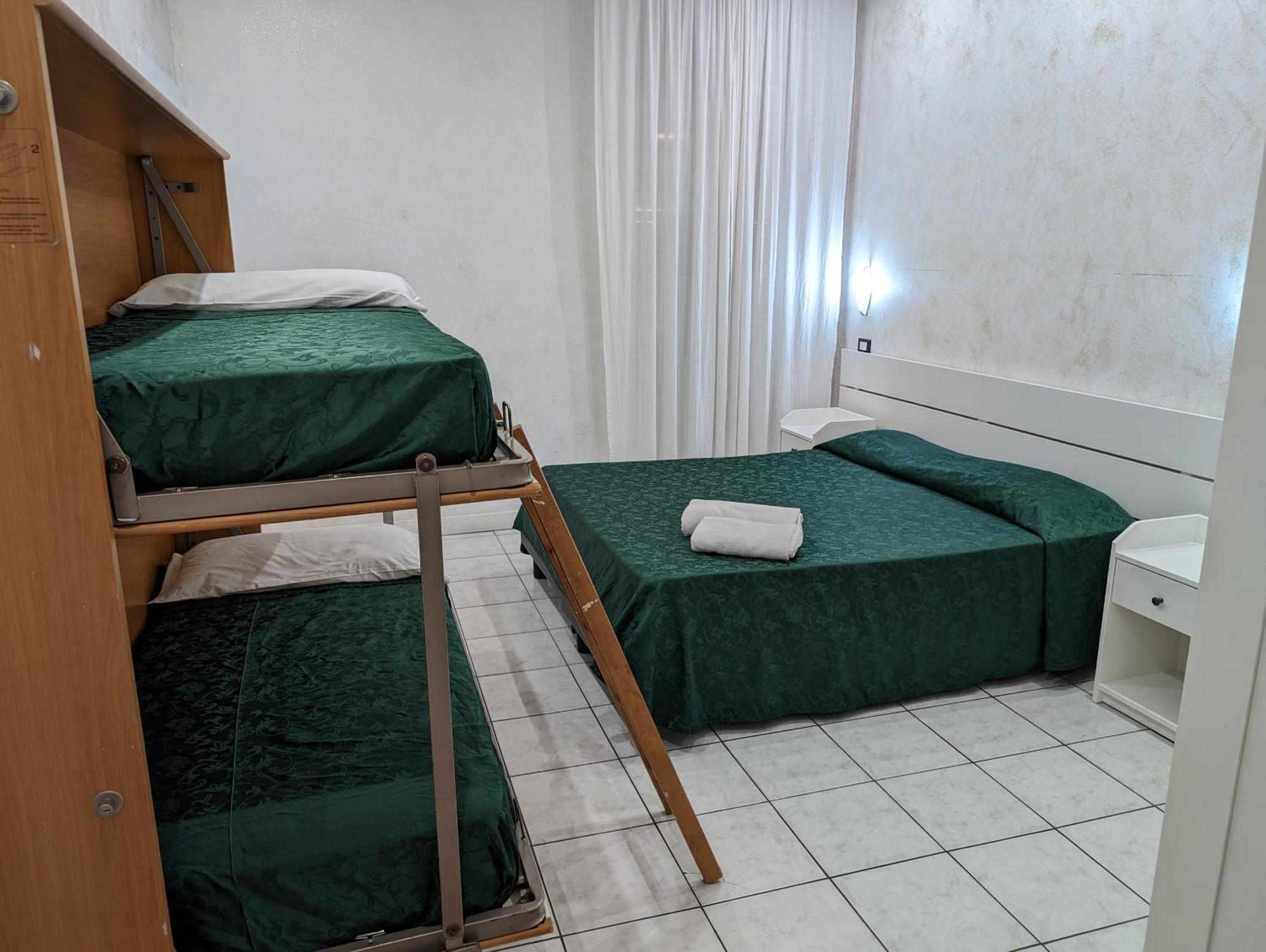 Pollon Inn Санремо Экстерьер фото