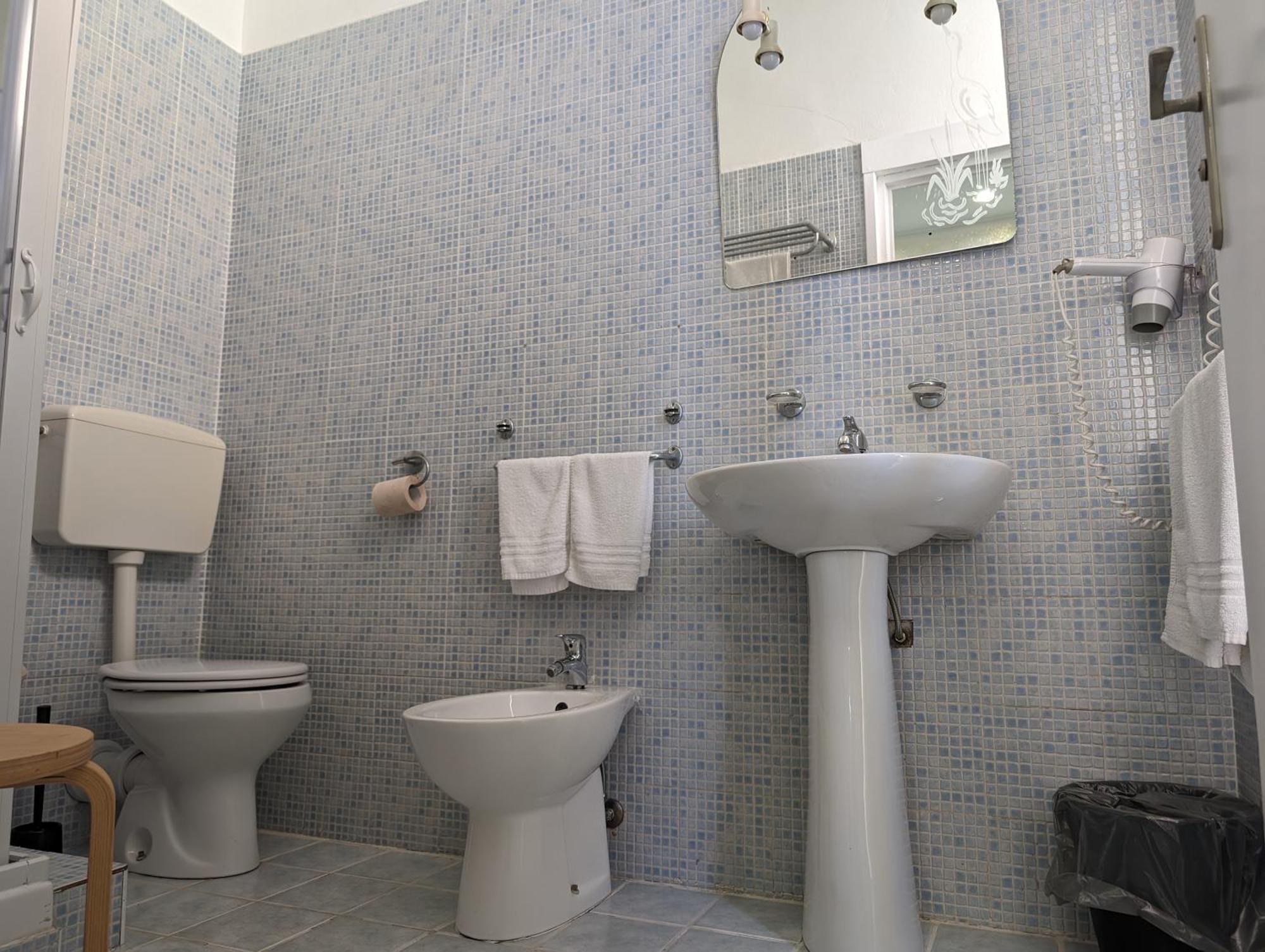 Pollon Inn Санремо Экстерьер фото