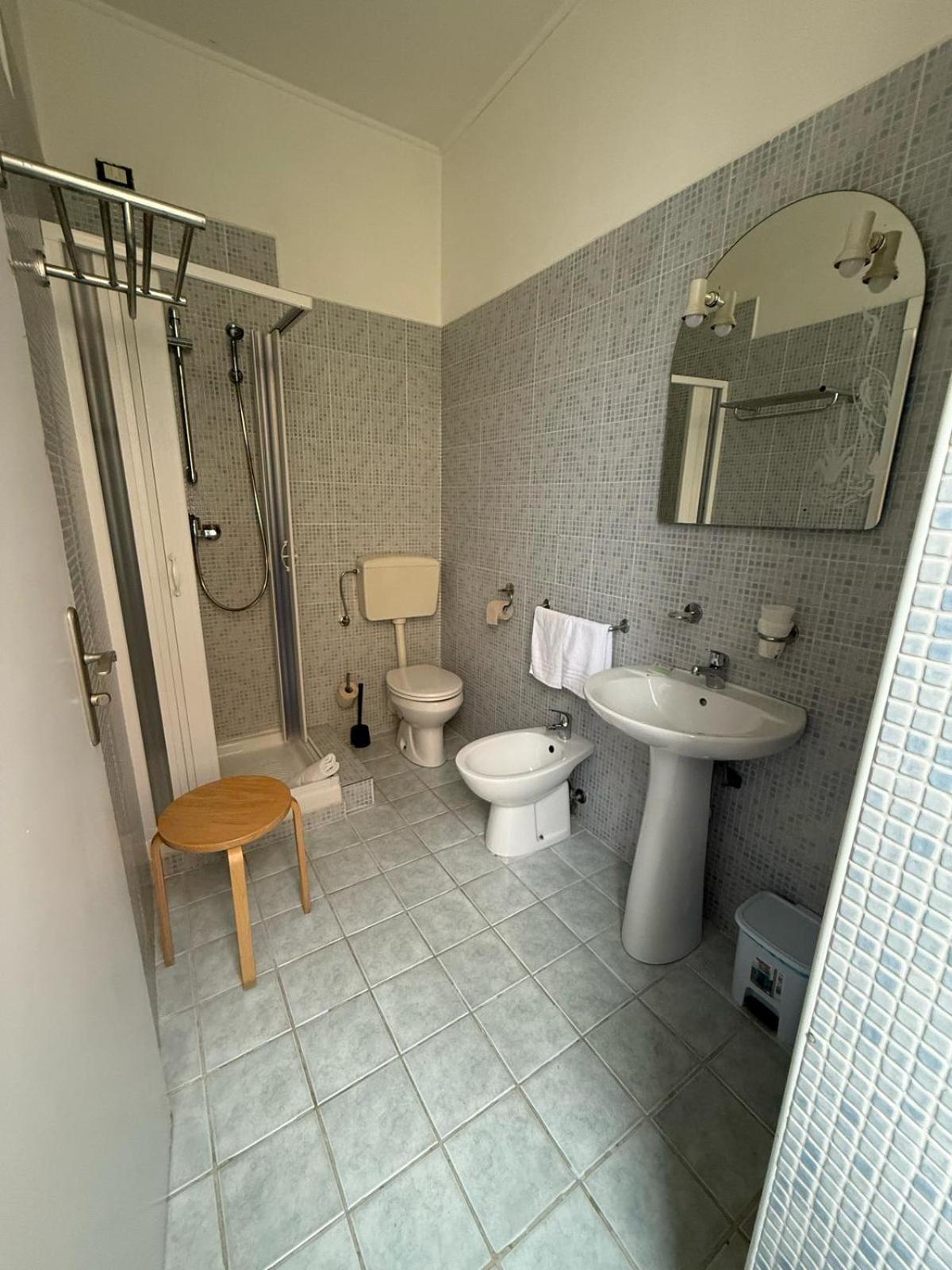Pollon Inn Санремо Экстерьер фото