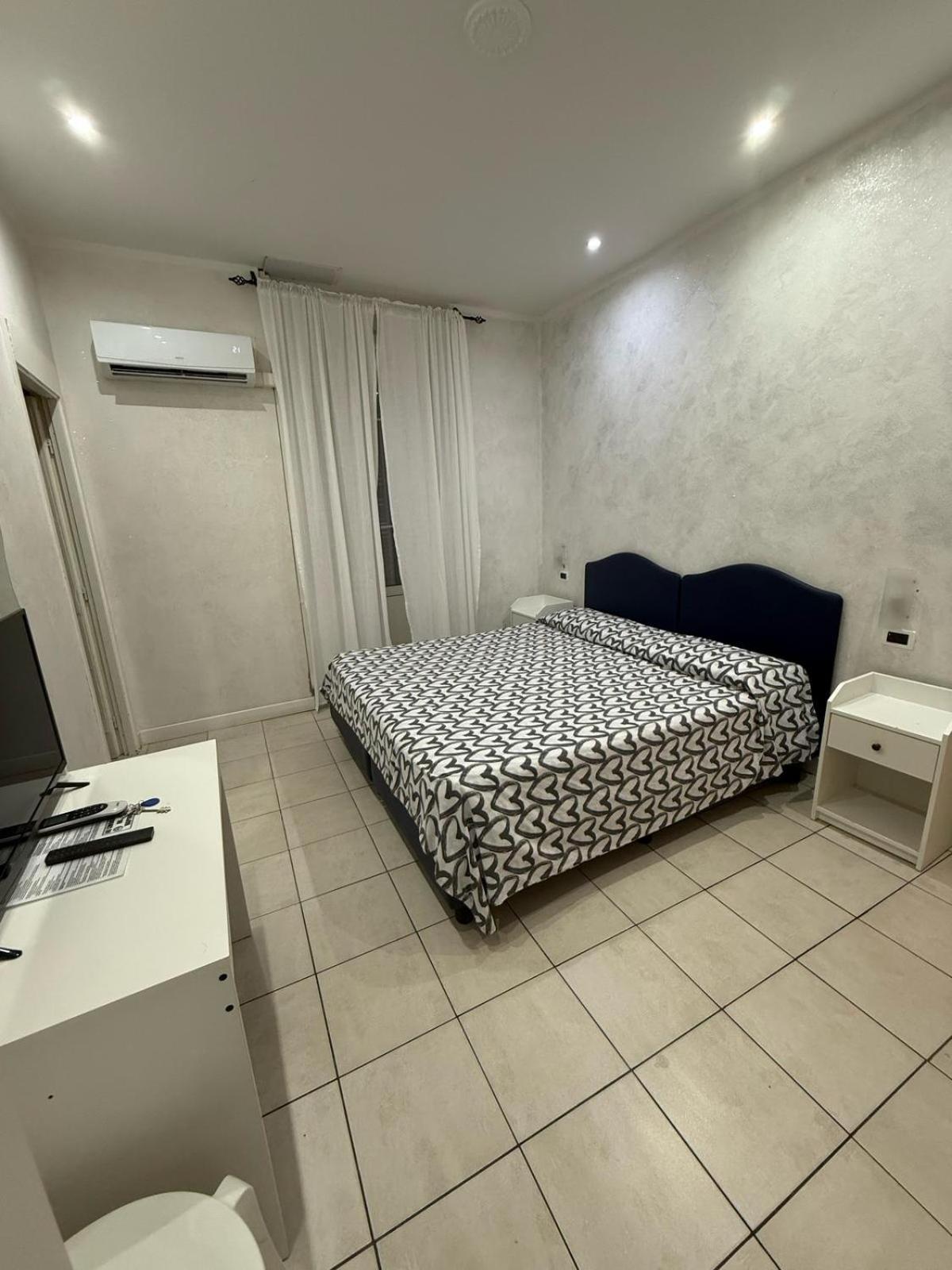 Pollon Inn Санремо Экстерьер фото