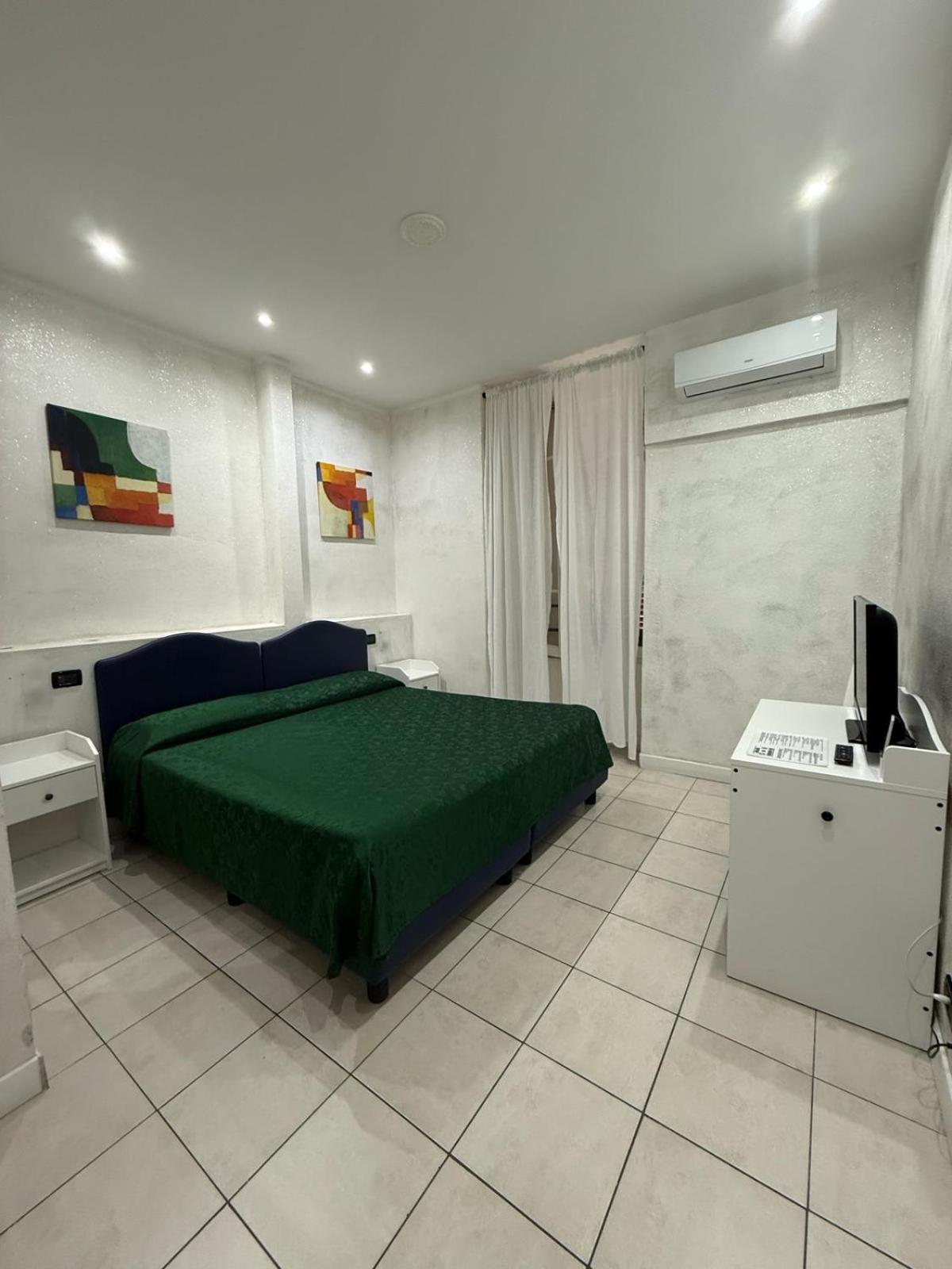 Pollon Inn Санремо Экстерьер фото